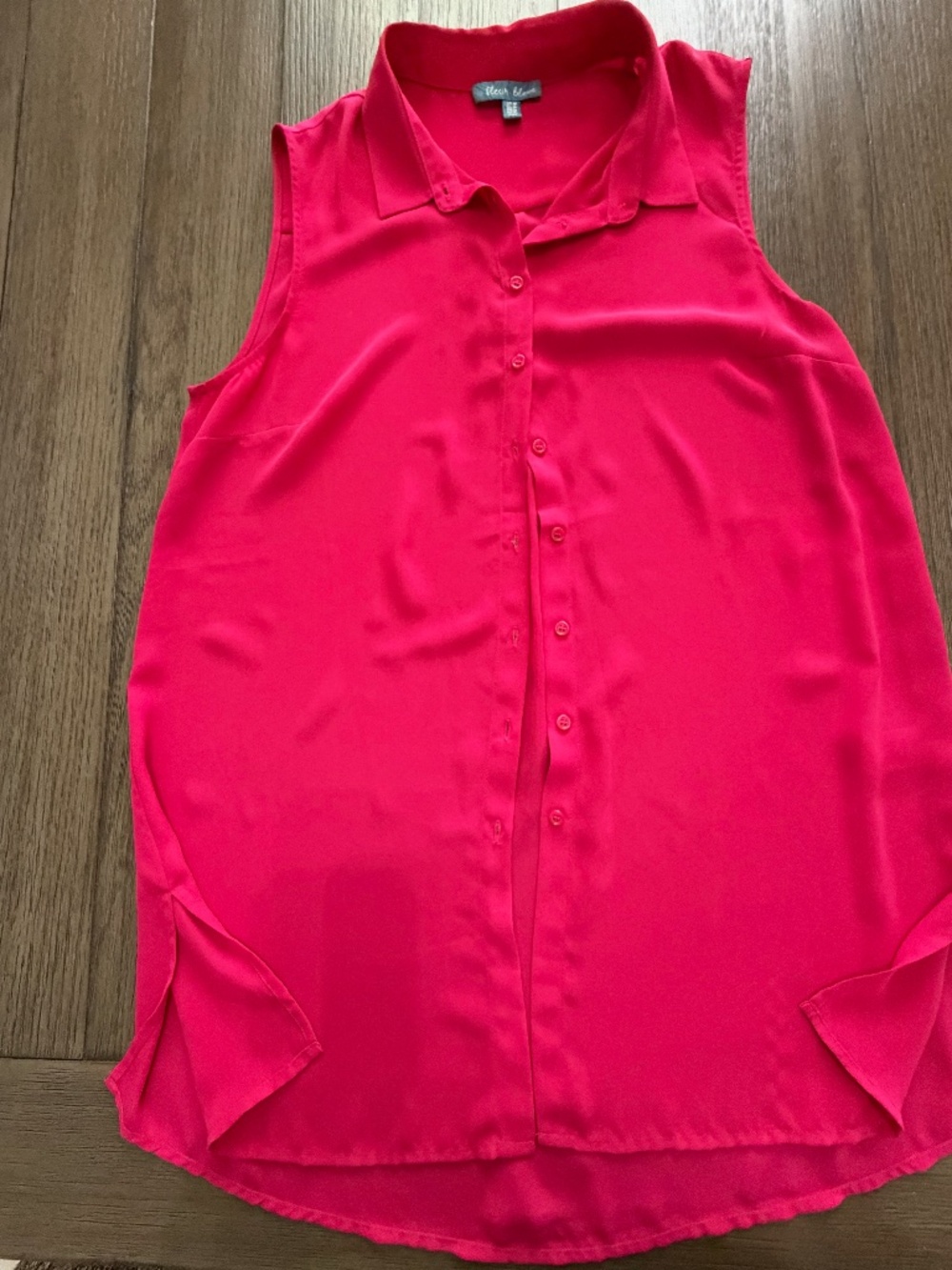 Fleur Bleue Hot Pink Sleeveless Button Down Blouse High Low Hem M